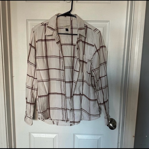 Universal Thread Cream Flannel - Picture 2 of 5